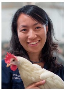 Yuko Sato receives the Phibro Extension Award - Image 1
