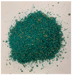 Figure 4. Blue-colored diet offered to broilers. 