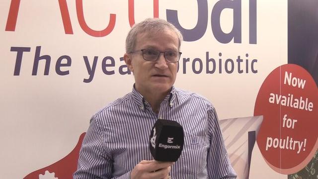 Trials evidence on a yeast probiotic for poultry 