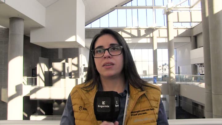 Microbiome exploration to identify biomarkers related to crude protein level variation in broilers