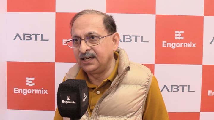 Addressing AMR and Sustainability in Poultry