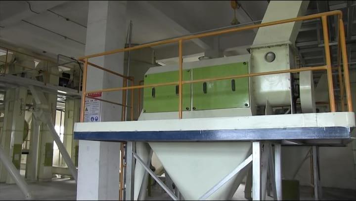 Screener machines at COFCO factory visit: Adams Lu (Zheng Chang)